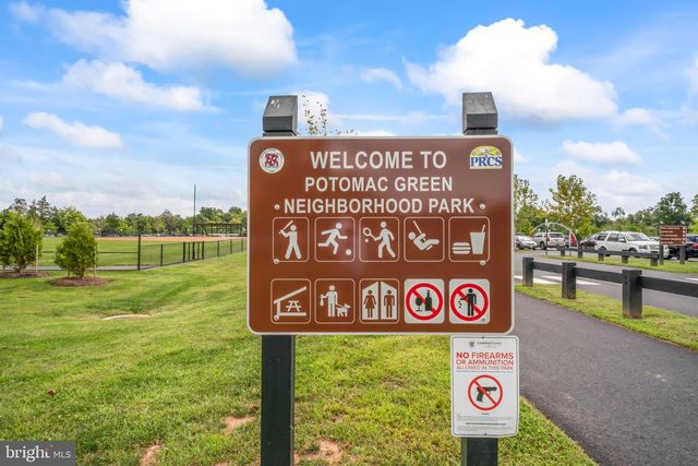 20364 NEWFOUNDLAND SQ, Ashburn, VA 20147