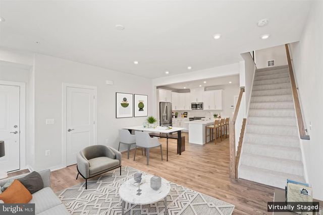 20364 NEWFOUNDLAND SQ, Ashburn, VA 20147