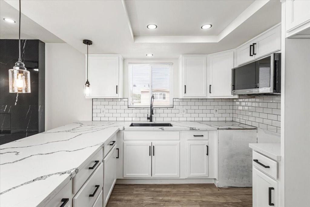 Image 13 of property listing at 17069 N Indian Canyon Drive 9, Palm Springs, CA 92262