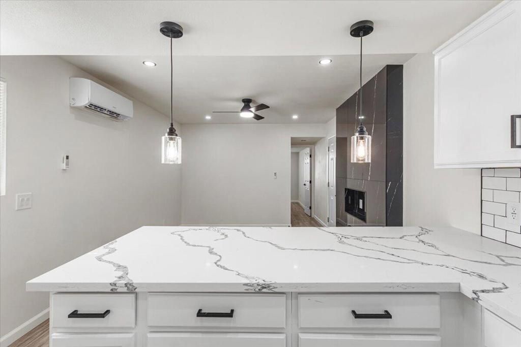 Image 14 of property listing at 17069 N Indian Canyon Drive 9, Palm Springs, CA 92262