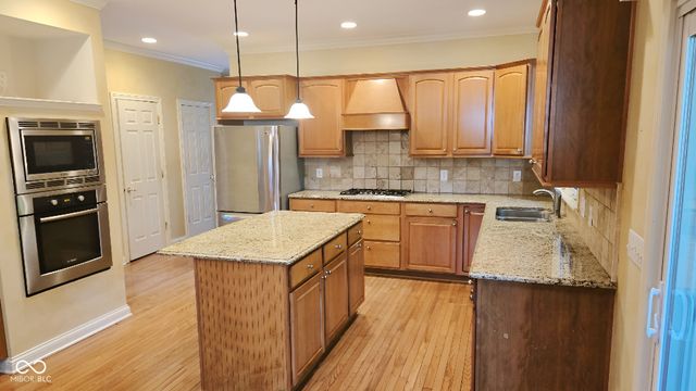 9939 Leeward Boulevard, Indianapolis, IN 46256