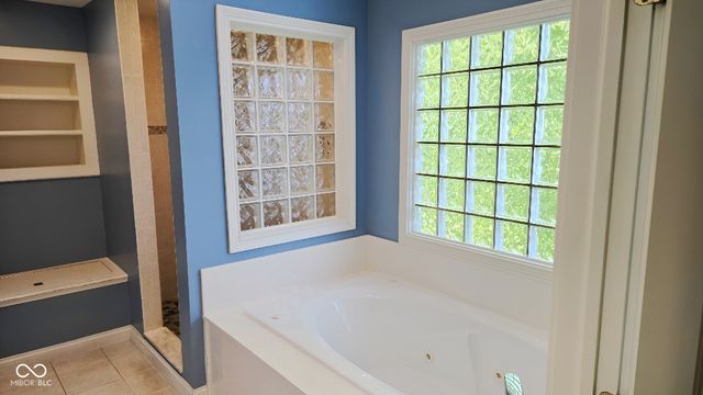9939 Leeward Boulevard, Indianapolis, IN 46256