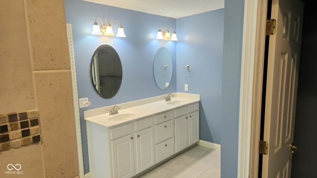 9939 Leeward Boulevard, Indianapolis, IN 46256