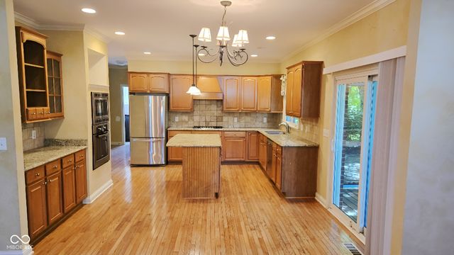 9939 Leeward Boulevard, Indianapolis, IN 46256