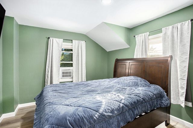 906 Seventh Street, Three Rivers, MI 49093