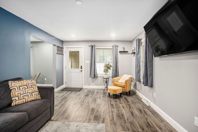 906 Seventh Street, Three Rivers, MI 49093