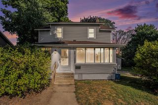 906 Seventh Street, Three Rivers, MI 49093