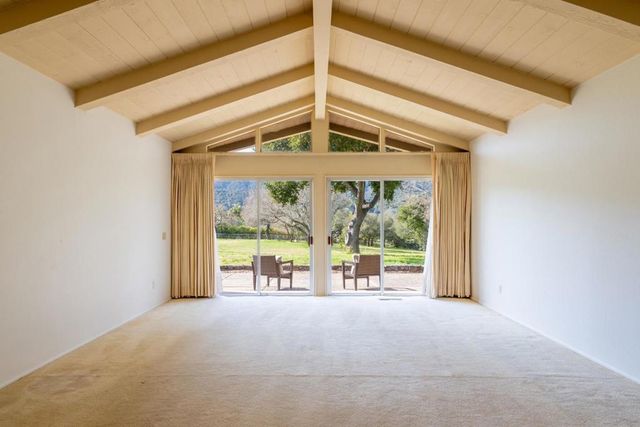 10 Ring Lane, Carmel Valley, CA 93924