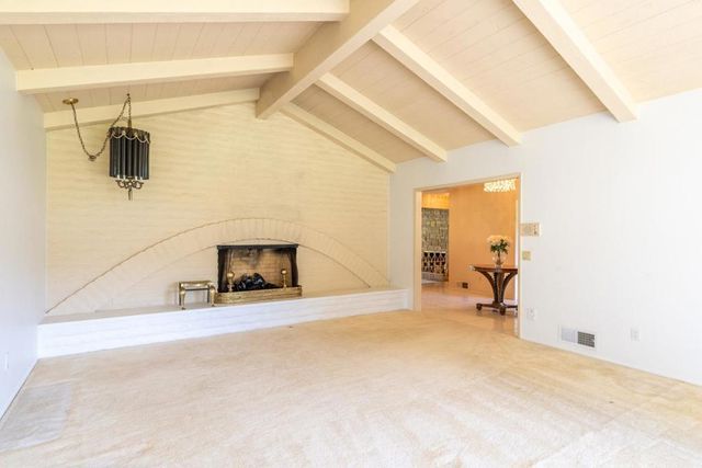 10 Ring Lane, Carmel Valley, CA 93924