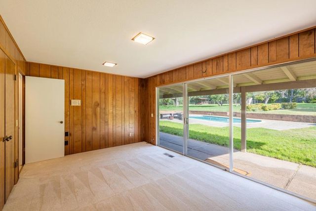 10 Ring Lane, Carmel Valley, CA 93924