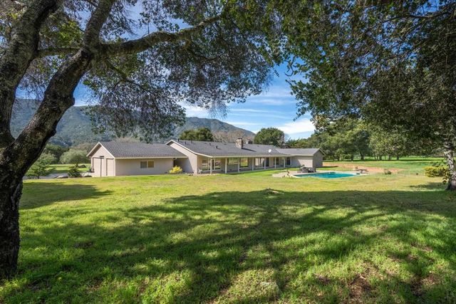 10 Ring Lane, Carmel Valley, CA 93924