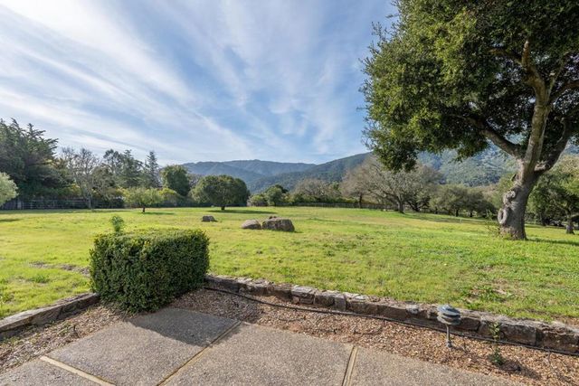10 Ring Lane, Carmel Valley, CA 93924
