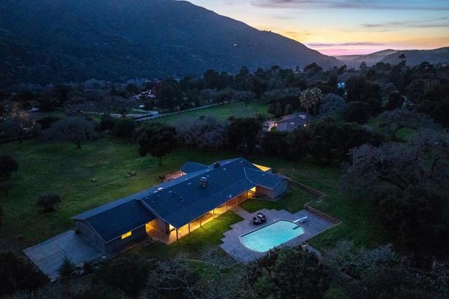 10 Ring Lane, Carmel Valley, CA 93924