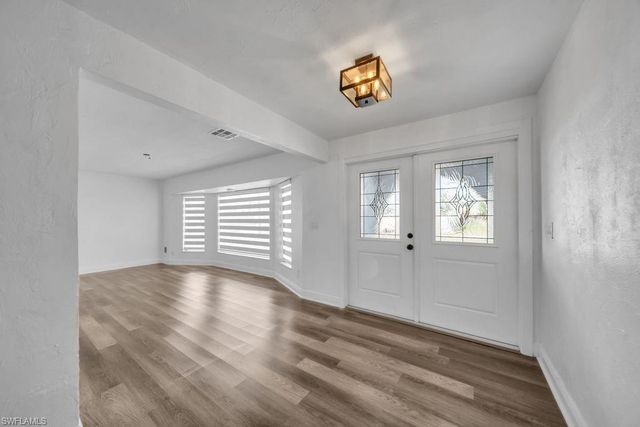 1510 16th ST, Cape Coral, FL 33990