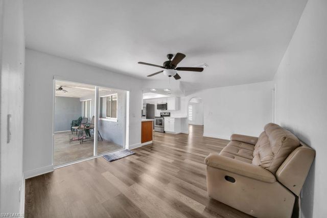 1510 16th ST, Cape Coral, FL 33990