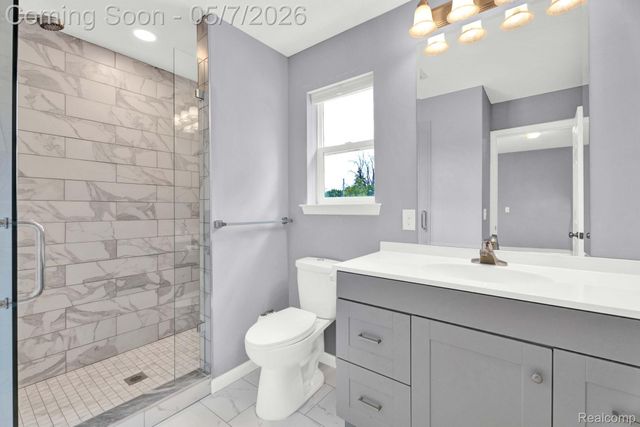 23785 Davey Avenue, Hazel Park, MI 48030