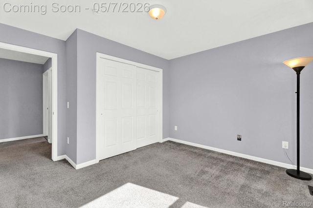 23785 Davey Avenue, Hazel Park, MI 48030