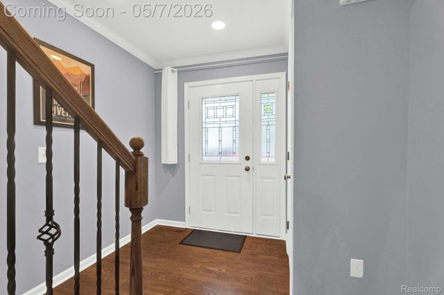 23785 Davey Avenue, Hazel Park, MI 48030
