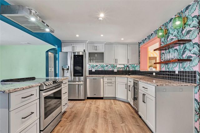 3510 4TH AVENUE W, Bradenton, FL 34205