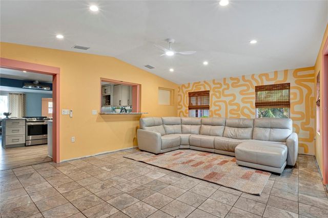 3510 4TH AVENUE W, Bradenton, FL 34205