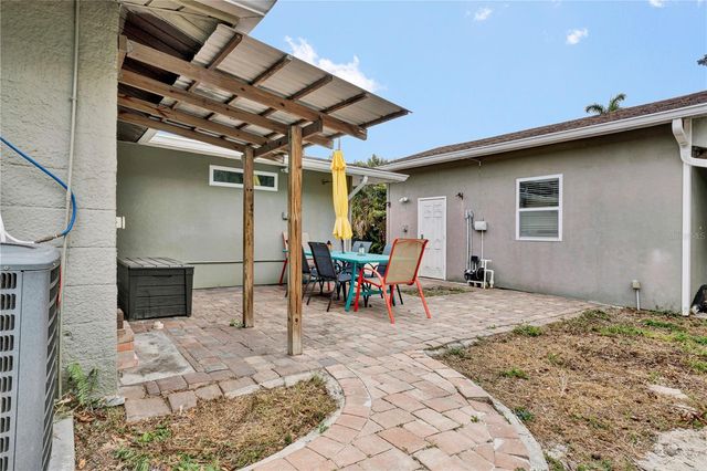 3510 4TH AVENUE W, Bradenton, FL 34205