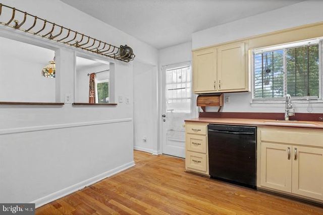 6311 BARRS LN, Lanham, MD 20706