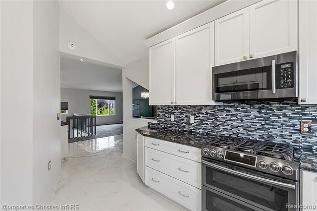 1991 W Williams Circle, Westland, MI 48186