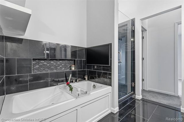 1991 W Williams Circle, Westland, MI 48186