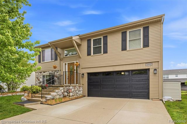 1991 W Williams Circle, Westland, MI 48186