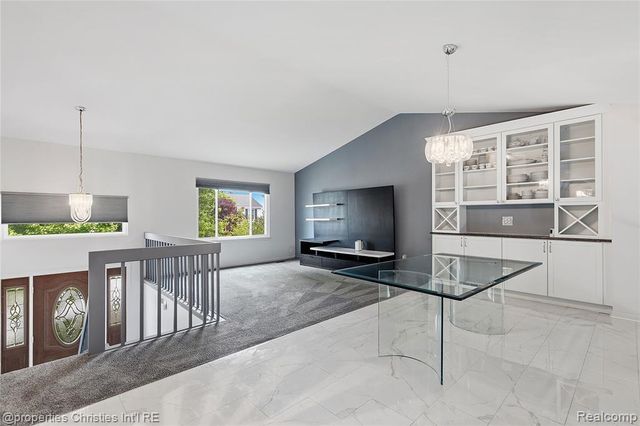 1991 W Williams Circle, Westland, MI 48186