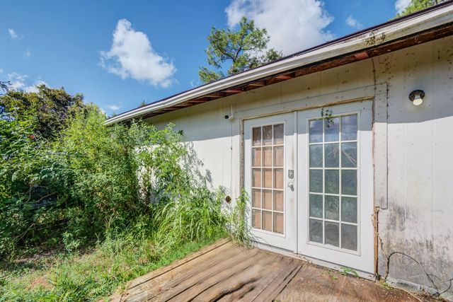 3701 Avenue J, Santa Fe, TX 77510