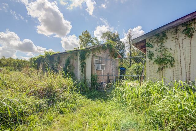 3701 Avenue J, Santa Fe, TX 77510