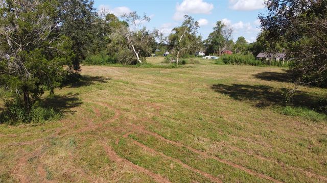 3701 Avenue J, Santa Fe, TX 77510