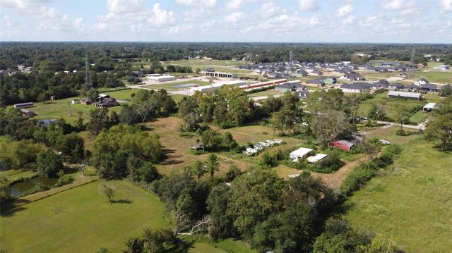 3701 Avenue J, Santa Fe, TX 77510