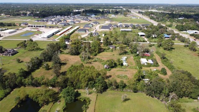 3701 Avenue J, Santa Fe, TX 77510