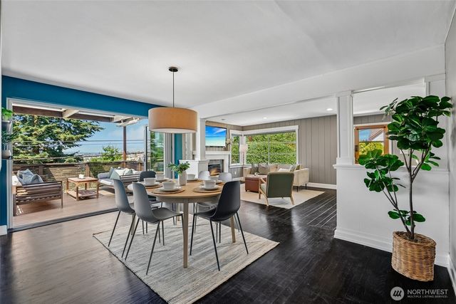 239 NW 48th Street, Seattle, WA 98107