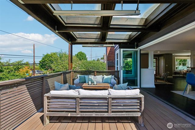 239 NW 48th Street, Seattle, WA 98107