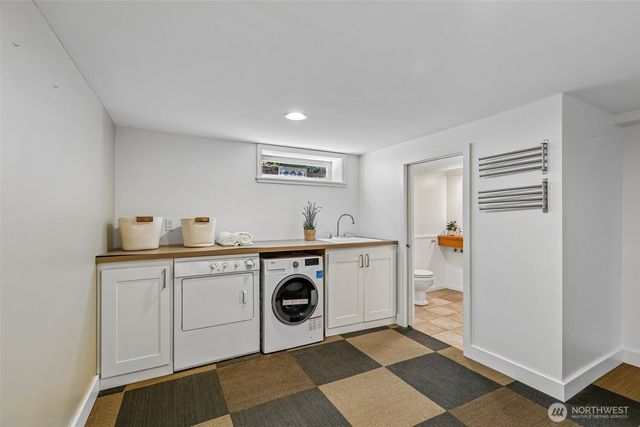 239 NW 48th Street, Seattle, WA 98107