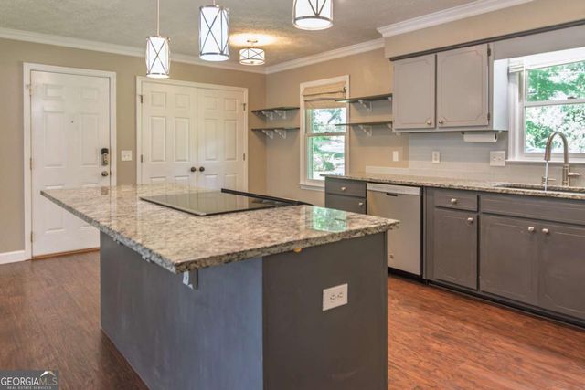 240 Plumfield Drive, Pine Mountain, GA 31822
