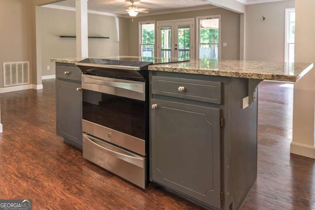240 Plumfield Drive, Pine Mountain, GA 31822