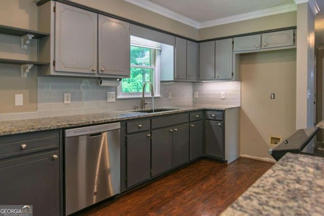 240 Plumfield Drive, Pine Mountain, GA 31822