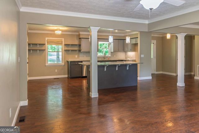 240 Plumfield Drive, Pine Mountain, GA 31822