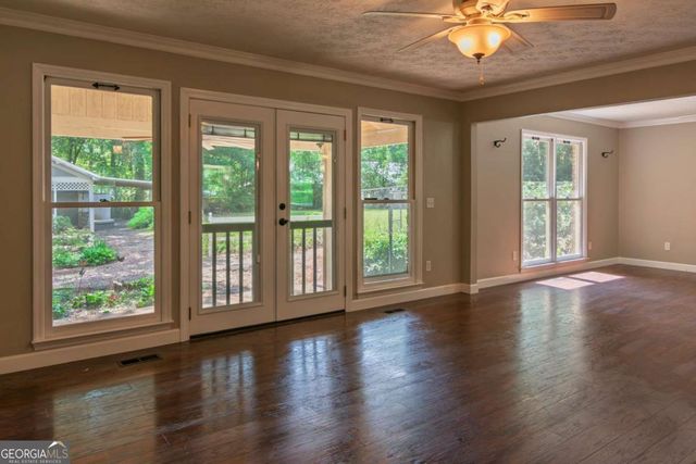 240 Plumfield Drive, Pine Mountain, GA 31822