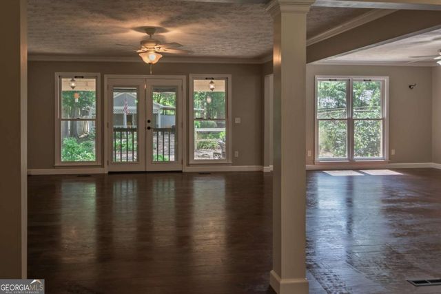 240 Plumfield Drive, Pine Mountain, GA 31822