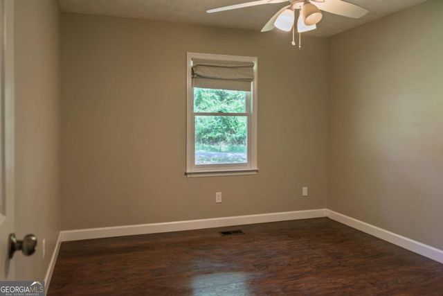 240 Plumfield Drive, Pine Mountain, GA 31822