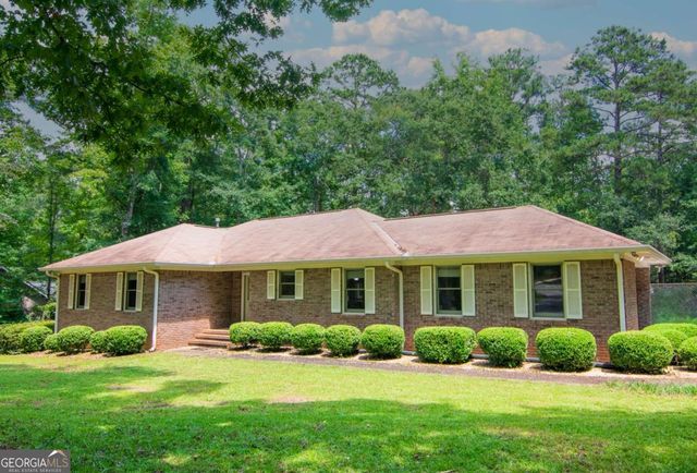 240 Plumfield Drive, Pine Mountain, GA 31822