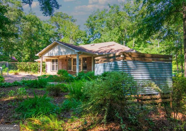 240 Plumfield Drive, Pine Mountain, GA 31822