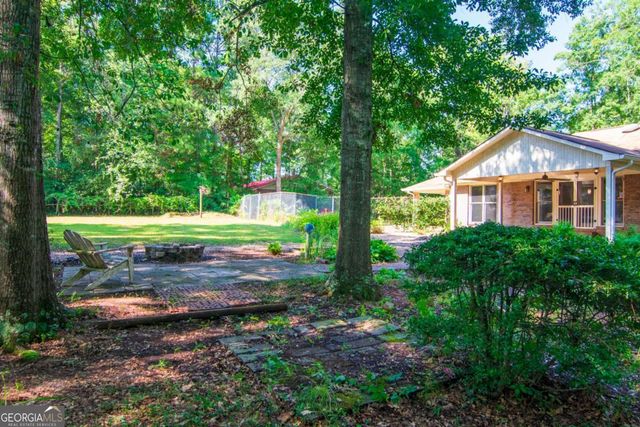 240 Plumfield Drive, Pine Mountain, GA 31822