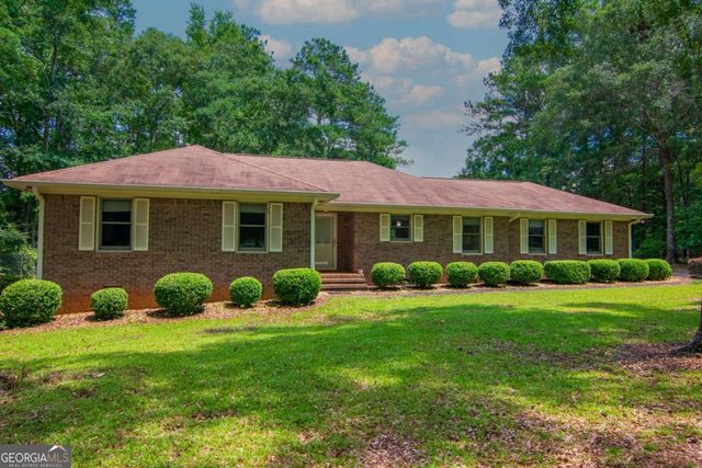 240 Plumfield Drive, Pine Mountain, GA 31822