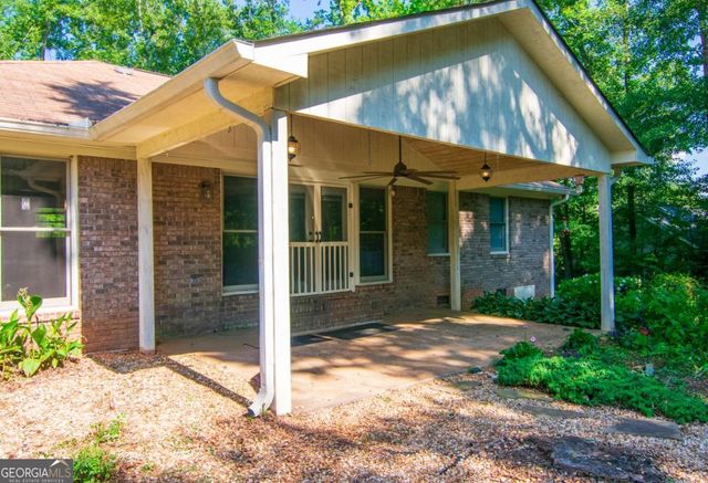 240 Plumfield Drive, Pine Mountain, GA 31822
